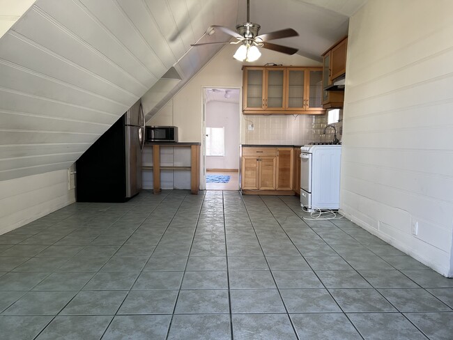 3976 W 7th St, Unit .5