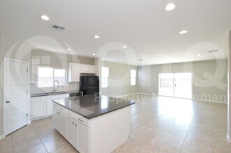 36604 N Asturian Vly Wy in Queen Creek, AZ - Building Photo - Building Photo