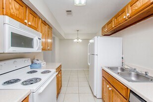 5245 Kimberlin Ave, Unit C in Baker, LA - Building Photo