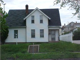 133 S 11th St in Cambridge, OH - Building Photo