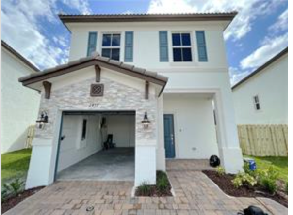 12832 NW 23rd Pl in Miami, FL - Building Photo