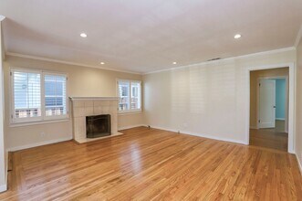 130 Nimitz Ave in Redwood City, CA - Building Photo - Building Photo