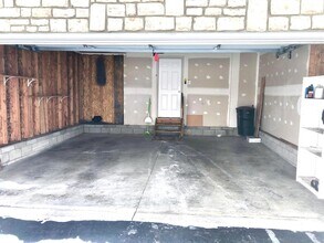 2916 Abbey Knoll Dr in Lewis Center, OH - Building Photo - Building Photo