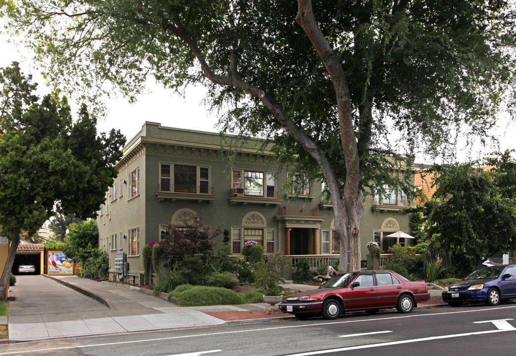 470 S 3rd St in San Jose, CA - Building Photo