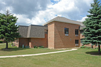 Lincoln Manor in Racine, WI - Building Photo - Building Photo