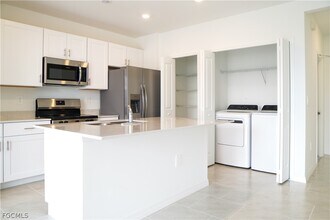 4203 Caterina Ct in North Fort Myers, FL - Building Photo - Building Photo