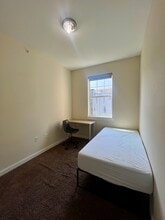 1704 Cecil B Moore Ave, Unit 2B with Shared Bathroom in Philadelphia, PA - Foto de edificio - Building Photo