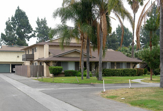 2040 S Jetty Dr in Anaheim, CA - Building Photo - Building Photo