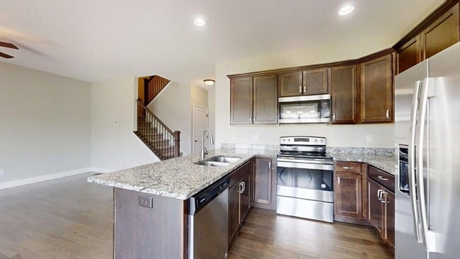 752 Sedgegrass Dr in Champaign, IL - Building Photo - Building Photo