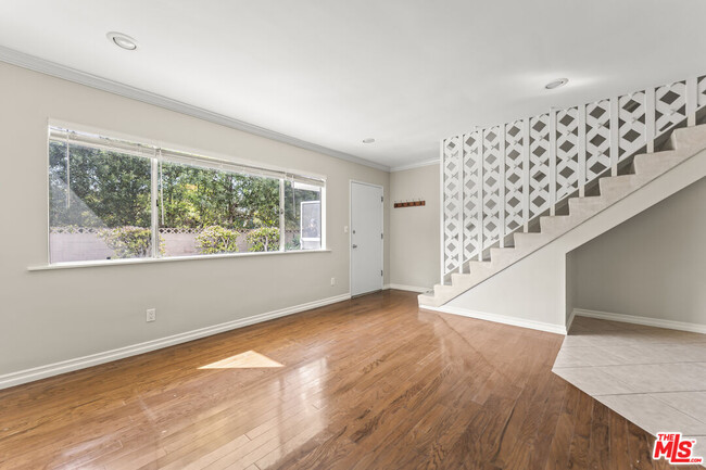 1015 Ashland Ave in Santa Monica, CA - Building Photo - Building Photo