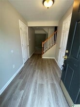 7836 Red Hawk Ct in Breinigsville, PA - Foto de edificio - Building Photo