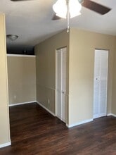 1719 6th Street Apartments in Rosenberg, TX - Building Photo - Building Photo