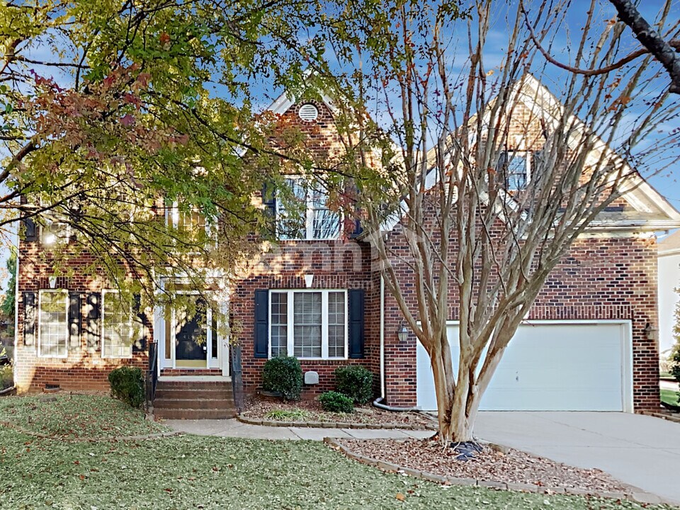 4141 Autumn Cove Dr in Clover, SC - Building Photo