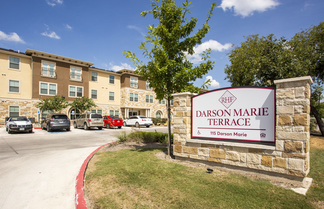 Darson Marie Terrace in San Antonio, TX - Foto de edificio - Building Photo