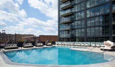 177 N Ada St, Unit 1 in Chicago, IL - Building Photo - Building Photo