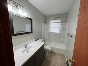 504 E Braasch Ave in Norfolk, NE - Building Photo - Building Photo