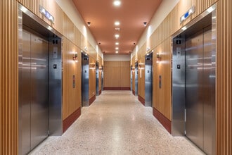 Sol Modern in Phoenix, AZ - Foto de edificio - Lobby