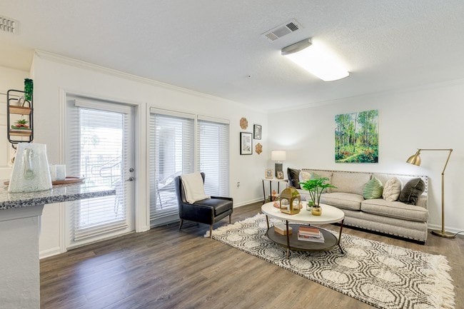 Tremont at 22 in Hattiesburg, MS - Building Photo - Building Photo