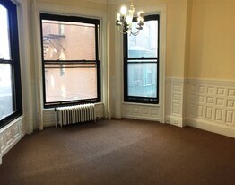 477 Commonwealth Ave, Unit 1R in Boston, MA - Building Photo