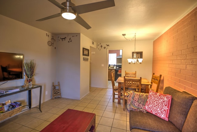 161 E 2nd Ave, Unit #2 in Mesa, AZ - Building Photo - Building Photo