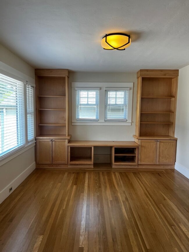 814 St Helena Ave in Santa Rosa, CA - Foto de edificio - Building Photo