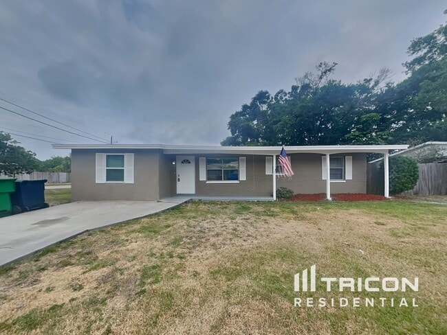 6313 S Clark Ave in Tampa, FL - Building Photo - Building Photo