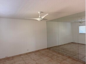 2015 Notre Dame Dr in Lake Worth Beach, FL - Building Photo - Building Photo