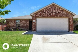 3425 Michelle Ridge Dr in Fort Worth, TX - Building Photo