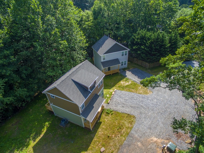 property at 107 Owens Creek Rd