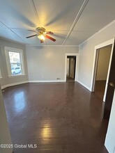 96 Robinson St in Schenectady, NY - Building Photo - Building Photo