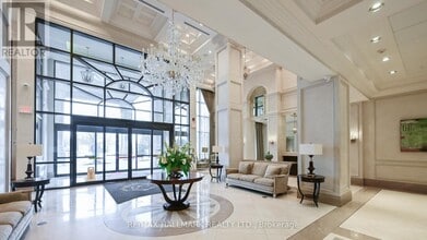 9255 Jane St in Vaughan, ON - Building Photo - Building Photo