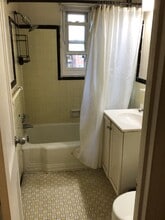 163 Elmira St SW in Washington, DC - Foto de edificio - Building Photo