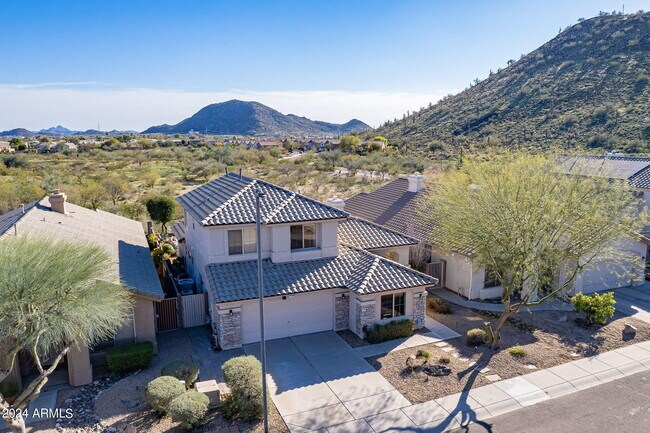 2017 E Creedance Blvd in Phoenix, AZ - Building Photo - Building Photo
