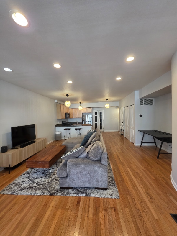 2524 N Willetts Ct in Chicago, IL - Building Photo - Building Photo