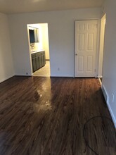 1096 Silvercrest Ave in Akron, OH - Building Photo - Building Photo