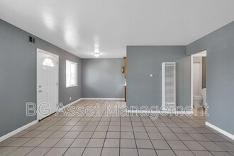 1529 23rd St in San Pablo, CA - Foto de edificio - Building Photo