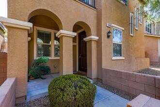 11048 Mt Pendleton St in Las Vegas, NV - Building Photo - Building Photo