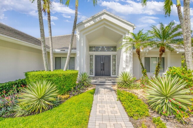 11 Marlwood Ln in Palm Beach Gardens, FL - Building Photo - Building Photo