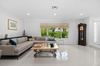 326 Seven Isles Dr in Fort Lauderdale, FL - Building Photo - Building Photo