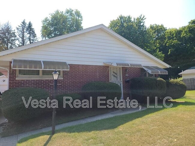 property at 311 E Lincoln St