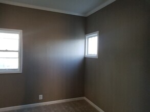 1318 N C St in Aberdeen, WA - Foto de edificio - Building Photo