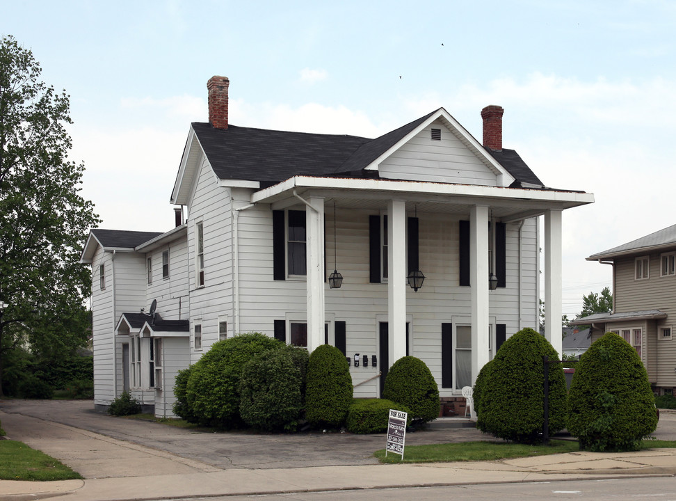 723 S Harrison St in Shelbyville, IN - Foto de edificio