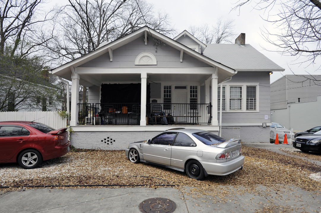 1086 Curran St NW in Atlanta, GA - Building Photo