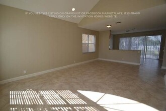 7988 Lakewood Cove Ct in Greenacres, FL - Building Photo - Building Photo