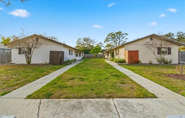 1360 Boylan Ave in Clearwater, FL - Building Photo - Building Photo