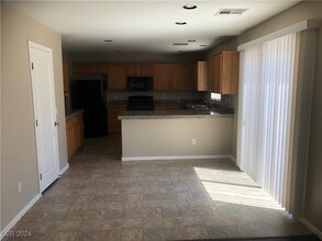 6324 Legend Falls St in North Las Vegas, NV - Building Photo - Building Photo