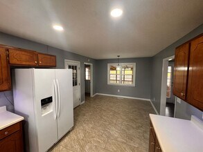 320 Jordan Ln SE in Arab, AL - Building Photo - Building Photo