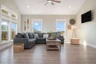 1973 Ave H in Port Bolivar, TX - Building Photo