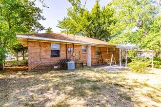 2205 NW Smith Ave in Lawton, OK - Building Photo - Building Photo