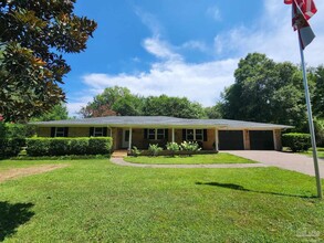 4840 Minnetonka St in Pensacola, FL - Building Photo - Building Photo